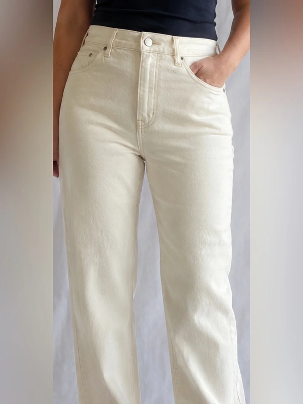 NWT Abercrombie & Fitch Women’s 90s Straight Ultra High Rise Jeans 36/22S Ivory